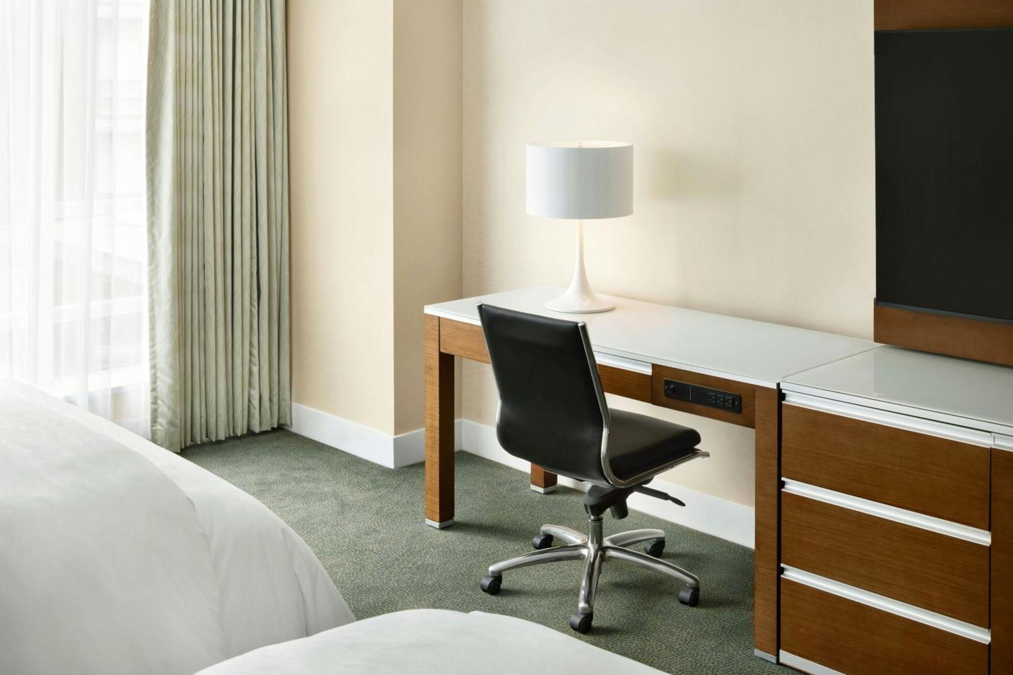 The Westin Centre, Vancouver Airport 4* Richmond