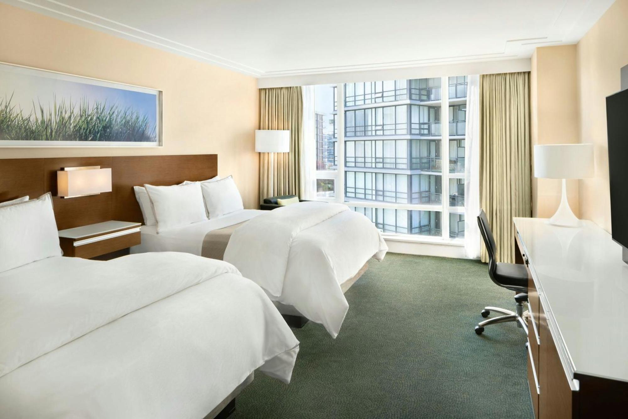 The Westin Centre, Vancouver Airport Hotel 4*